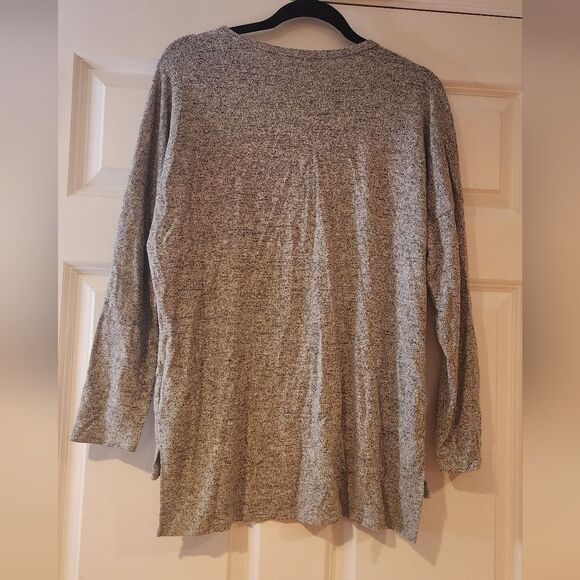 El Bloom stretchy gray long sleeve top M - Picture 4 of 4